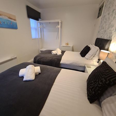 Meadowside Holiday Apartments Torquay Extérieur photo